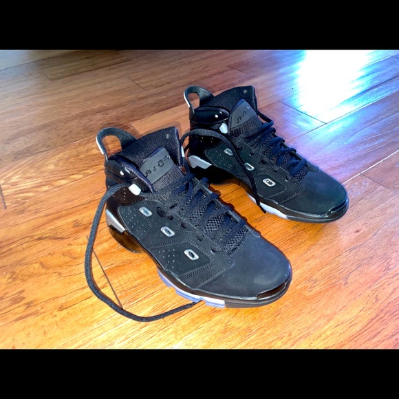 Black air Jordan’s new and never used.